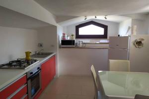 A kitchen or kitchenette at Trilocale in centro storico a Spoleto Még 23 kép