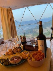 Jídlo v luxury tent nebo okolí