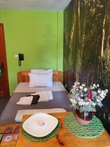 Galeriebild der Unterkunft Семеен Хотел Българи in Montana + 21 Fotos