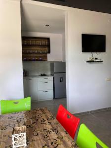 Kuchyň nebo kuchyňský kout v ubytování Aparthotel Alfa