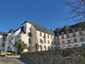 Afbeelding uit fotogalerij van LES DEUX RIVIERES - Chambres & Table d'Hôtes - in Le Faouët