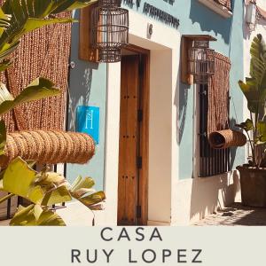 a building with cages on the side of it at Casa Ruy Lopez in Zafra