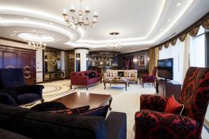 Shamakhi Palace Sharadil tesisinde lounge veya bar alanı