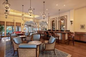 乌代浦三叉戟酒店餐厅或其他用餐的地方