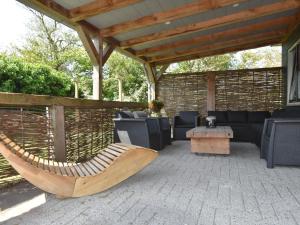 Posezení v ubytování Holiday Home in Callantsoog near Beach
