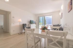 Fotografie z fotogalerie ubytování Apartment Azalea - Cremia v destinaci Cremia