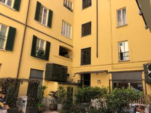 The building in which Az apartmant is located