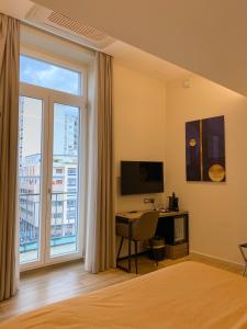 Gallery image of Municipio Luxury Suite in Naples
