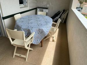 Φωτογραφία από το άλμπουμ του Appartement Valras-plage 2chambres résidence avec piscine σε Valras-Plage