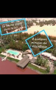 un collage de trois photos d'un complexe avec une piscine dans l'établissement Hotel le Trarza, à Niaga