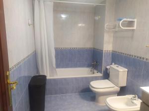 Kúpeľňa v ubytovaní Apartamento Residencial Puerta Roquetas