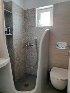 A bathroom at Villa Ageri