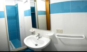 Kúpeľňa v ubytovaní Villa PARADISE BIFAMILIARE San vito lo capo