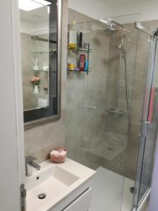 a bathroom with a shower and a sink at Apartment in Drasnice with sea view, terrace, air conditioning, WiFi 4992-5 in Drasnice