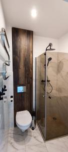 Et badeværelse på Cosy Old Town Apartment