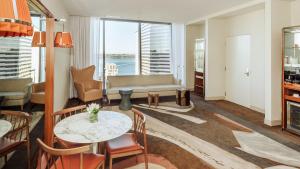 Posezení v ubytování Lotte Hotel Seattle