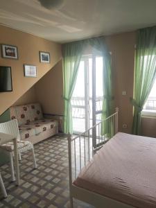 Foto dalla galleria di Studio Apartments Krasici a Tivat