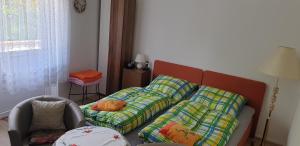 Postel nebo postele na pokoji v ubytování Ferienwohnung Parkstraße