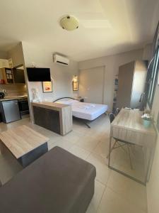 Postel nebo postele na pokoji v ubytování Q luxury rooms Perea center