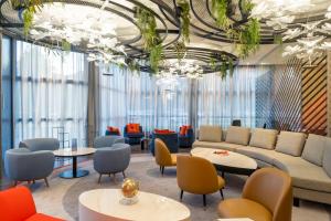 Posezení v ubytování Savhotel Fiera Bologna