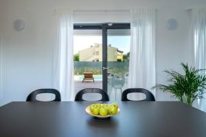 Fotografie z fotogalerie ubytování Villa Mateo with heated pool v destinaci Fažana