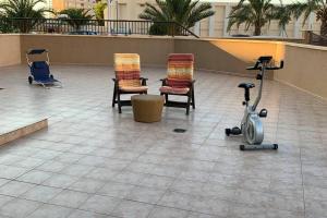 Fitness centrum a/nebo fitness zařízení v ubytování Piso de lujo en urbanización en Arenales del Sol