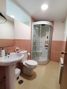 Kúpeľňa v ubytovaní Casa Carreira Bierzo