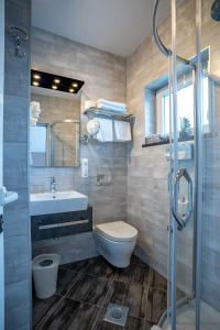 Koupelna v ubytování Rooms Degenija Annex + 37 fotografií