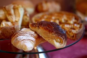 ホテルの敷地内または近くでの食事または食べ物