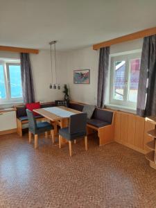 Zdjęcie z galerii obiektu Ferienwohnung Monika 2 w mieście Innsbruck