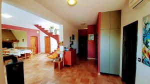 Köök või kööginurk majutusasutuses Zelena kuća- GREEN HOUSE