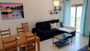 Posezení v ubytování Apartamento Varandas de Pêra
