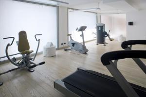 The fitness centre and/or fitness facilities at Domina Milano Fiera