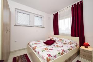 Fotografia z galérie ubytovania Apartment in Zaton with balcony, air conditioning, WiFi, washing machine 685-1 v Zatone