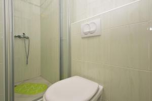Fotografia z galérie ubytovania Apartment in Zaton with balcony, air conditioning, WiFi, washing machine 685-1 v Zatone + 18 fotografií
