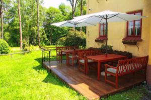 Zahrada ubytování Villa Sunshine / Slunečna Vila