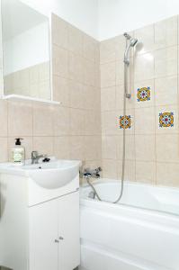 Koupelna v ubytování Casa de oaspeti Wallendorf Bistrita Unirea