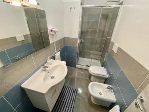 Koupelna v ubytování B&B DEL CORSO + 16 fotografií