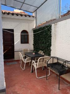 Gallery image of Las Rosas - bulnes 121 in La Rioja