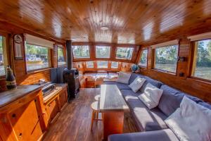 Posezení v ubytování Prague Bay Houseboats