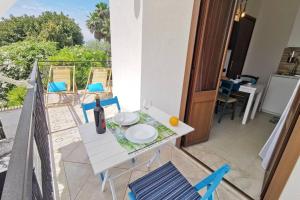 Μπαλκόνι ή βεράντα στο Loft Exotic - 100 metri dalla spiaggia e dal mare di Fontane Bianche