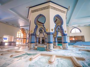 Бассейн в The Cascades Golf Resort, Spa & Thalasso или поблизости