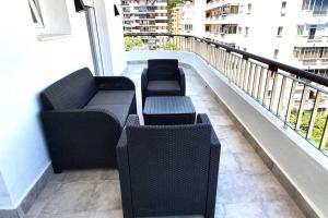 Balkon lub taras w obiekcie Modern Two Bedroom Apartment in Marbella Centre