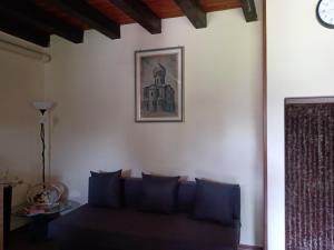 A seating area at Oxy Holiday Home