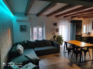 Gallery image of Apartments Sumic Harbour view in Makarska