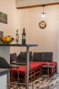 Posedenie v ubytovaní Studio Apartman Duje + 11 fotografií