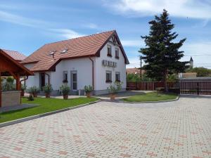 Budova, v ktorej sa apartmán nachádza
