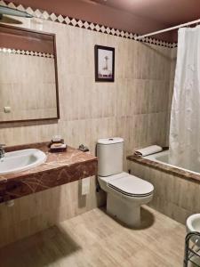 Koupelna v ubytování Mirador de Leres