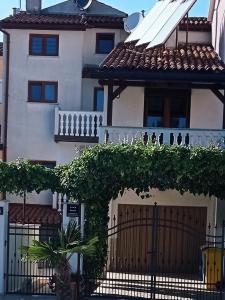 Budova, v ktorej sa apartmán nachádza