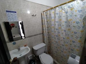 Bathroom sa Hotel Andalucía Inn